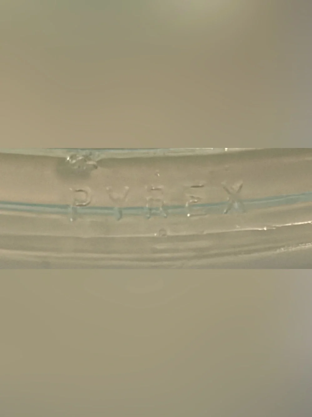 Pyrex Brown Woven Basket with 2 QT Clear Glass Baking Dish